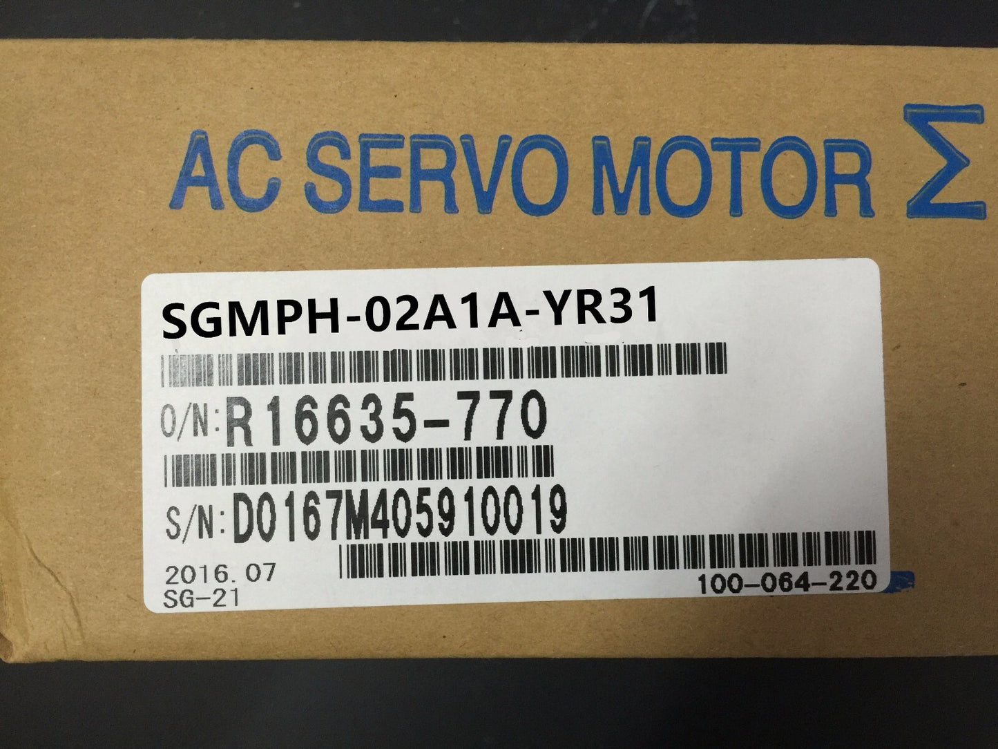 1PC YASKAWA AC SERVO MOTOR SGMPH-02A1A-YR31