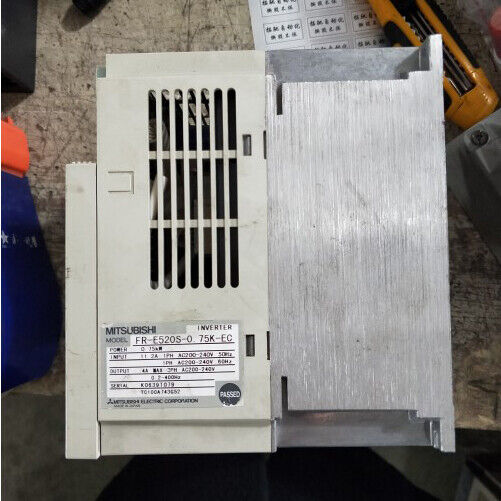 Used Mitsuboshi FR-E520S-0.75K-EC Inverter 0.75KW 220V Spot Stocks - MITSUBISHI