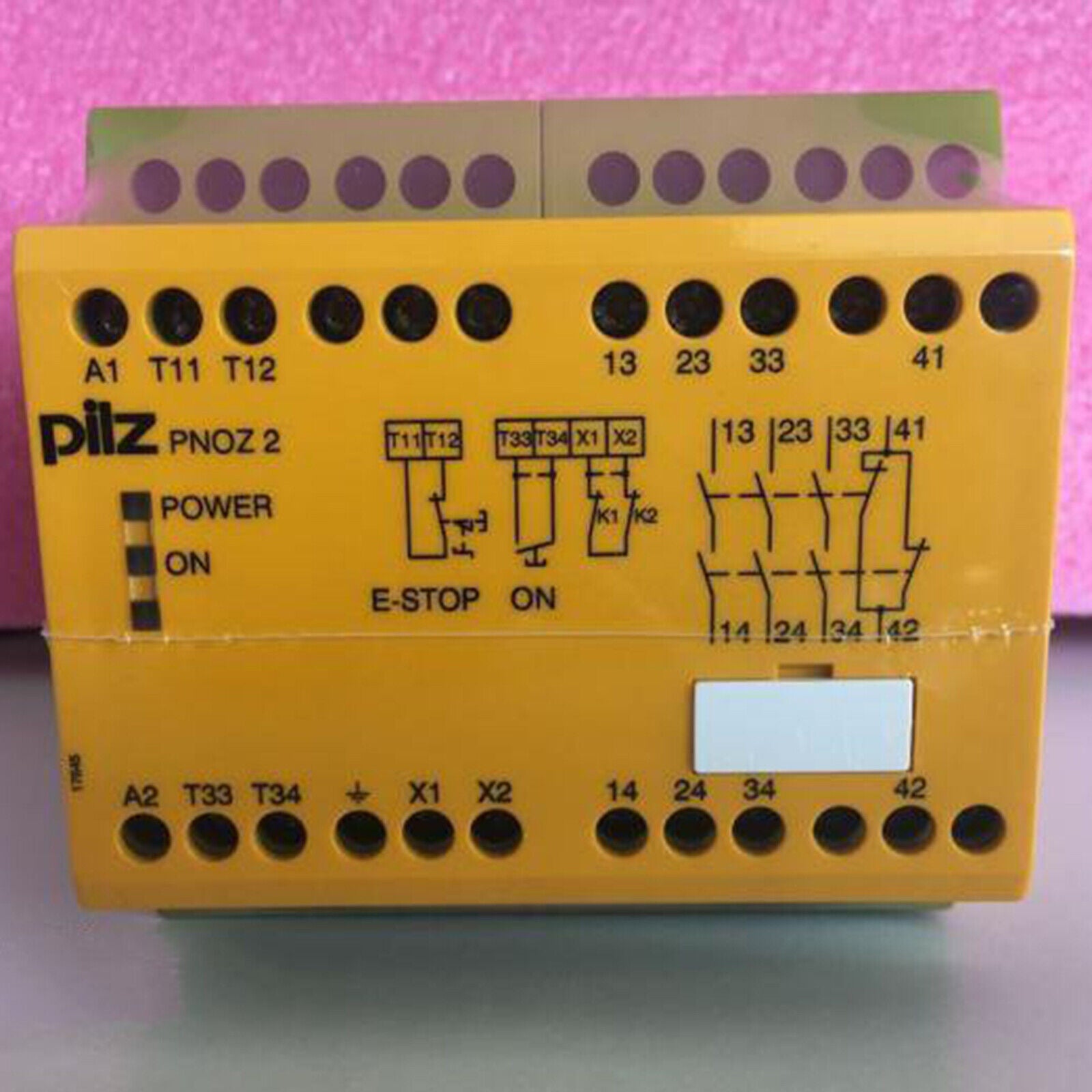 new one  PILZ 775850 PNOZ 2 230VAC Safety Relay fast Ship