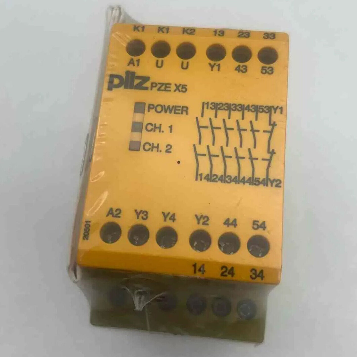 new one Pilz 774595 PZE X5 Safety Relay 24VDC Ship - PILZ