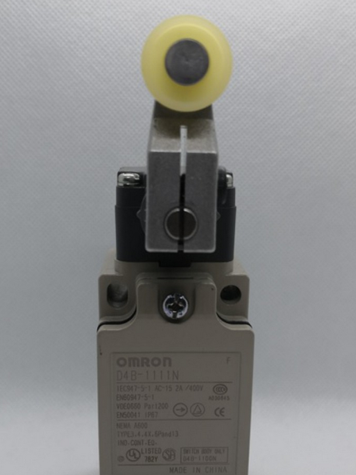 OMRON D4B-1111N Smart Limit Switch - OMRON