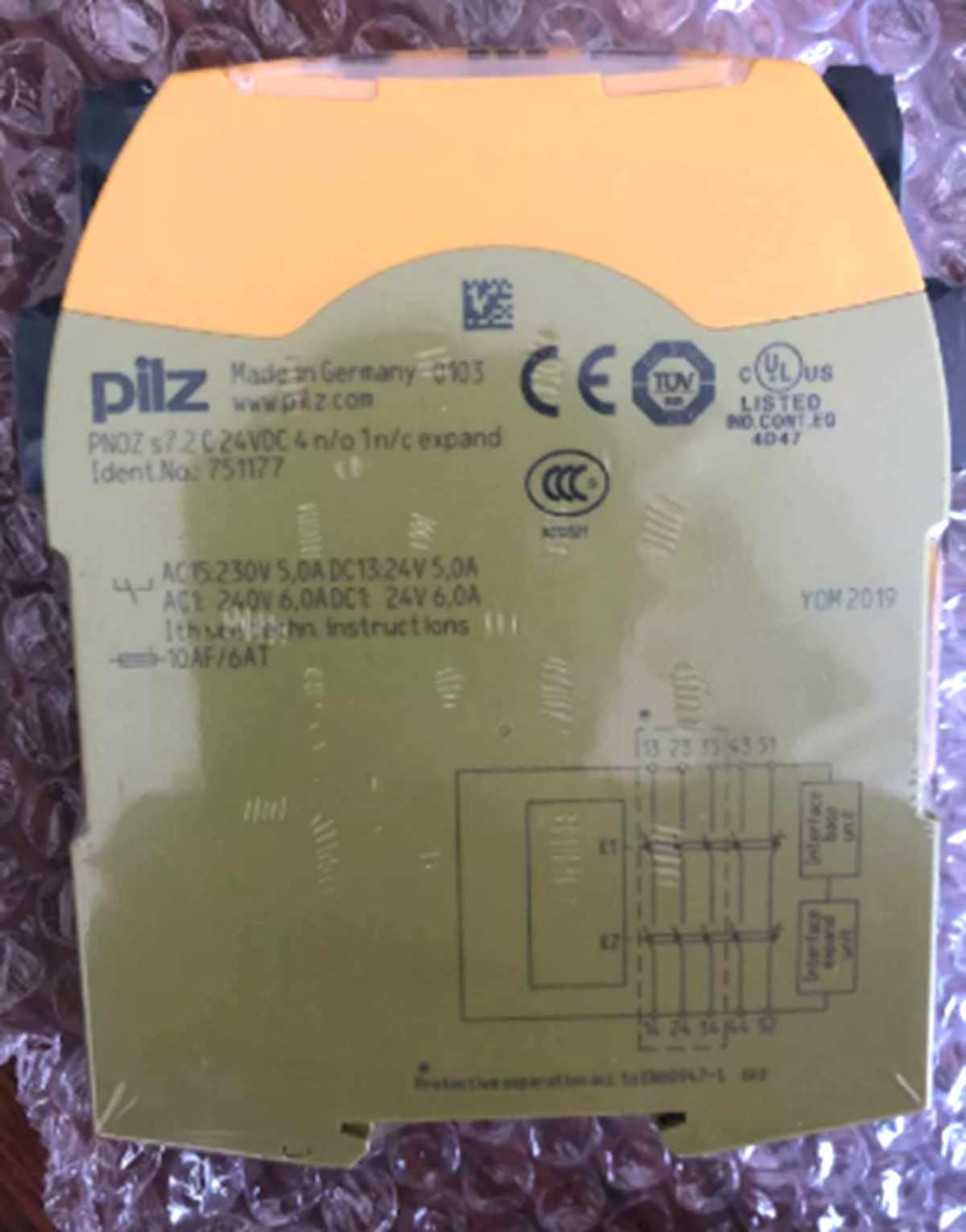 new  PILZ PNOZ S7.2 C 24VDC 751177 Safety Relay PILZ