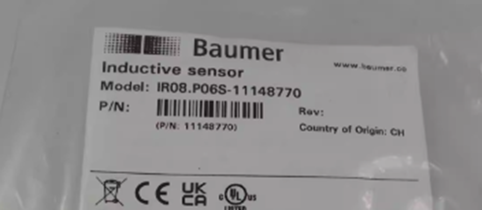 NEW BAUMER IR08.P06S-11148770 Inductive Proximity Switch | High-Performance Inductive Switch | Surface Mount Design | 24VAC | 0.5A | 0.1W | Switch Type: Isolated | Mounting: Surface | Temperature Range: -40°C to +125°C - BAUMER