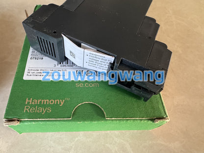 new Schneider RM22TR33 Voltage Control Relay