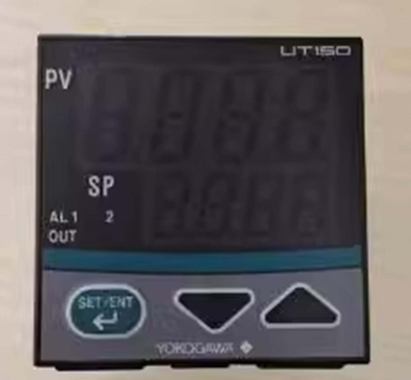 new  YOKOGAWA UT150-VN/AL Temperature Controller YOKOGAWA