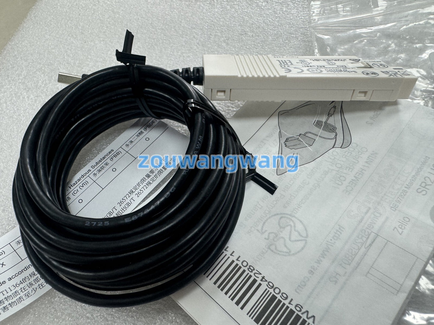 new For Schneider SR2USB01 PLC Zelio USB Programmable Cable SR2USB01