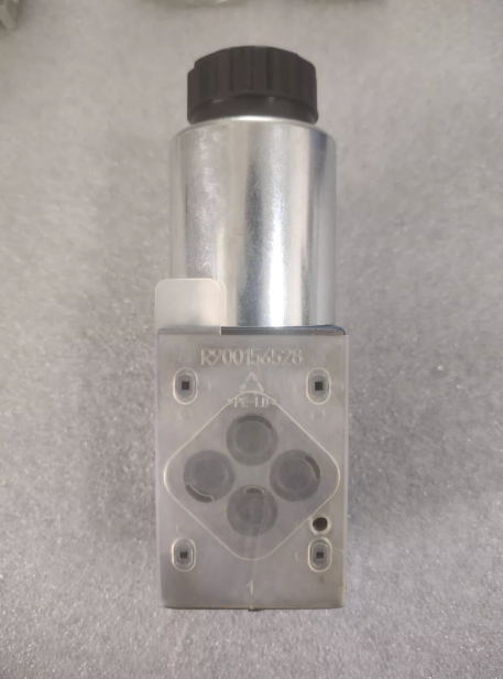 used 1pc Rexroth 4WE 6 D62/EG24N9K4 R900561274 - REXROTH
