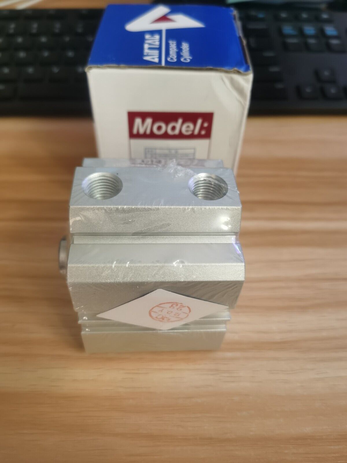 new 1PC AirTAC SDA50X30 Cylinder Ship - VIKTOR