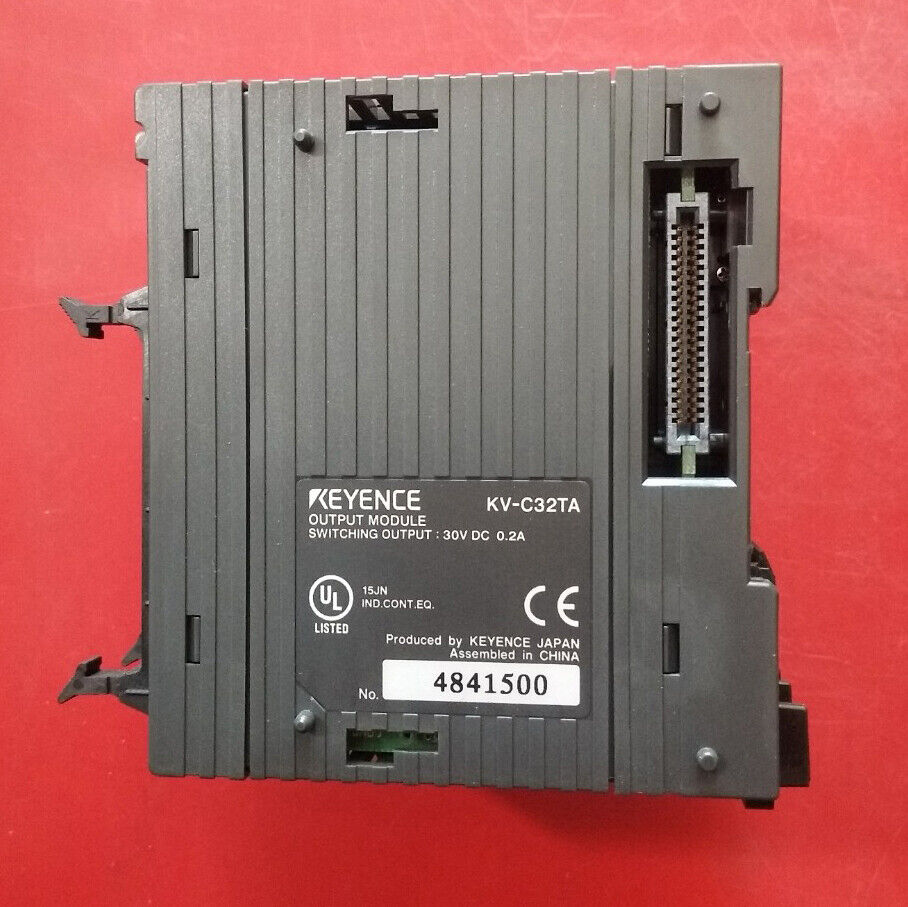 Keyence PLC Output Module KV-C32TA - KEYENCE