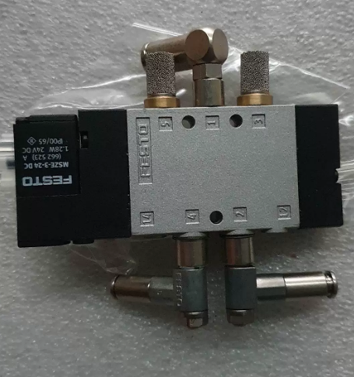 Festo CPE10-M1BH-5L-M5 196881 Solenoid Valve - FESTO