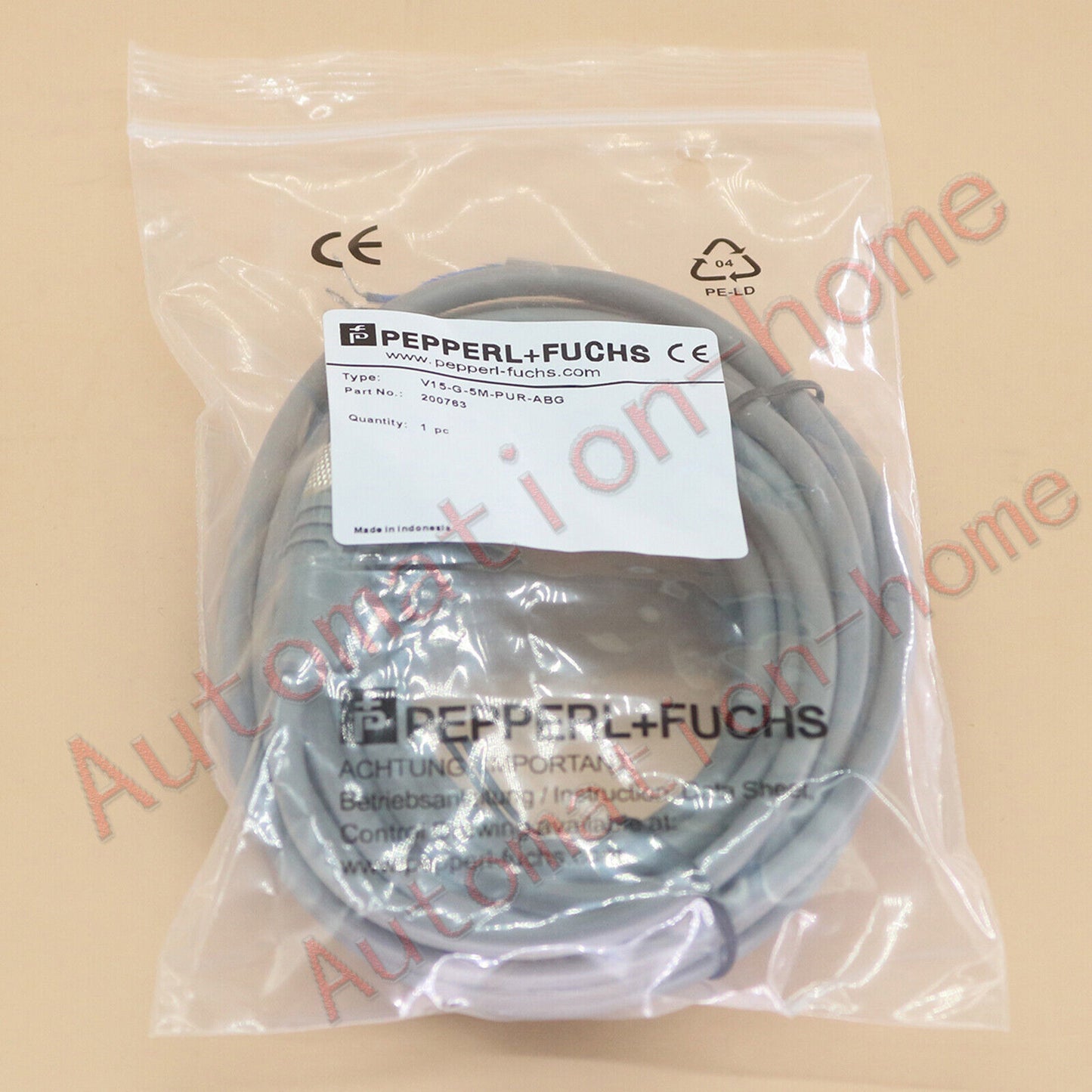 1PCS PEPPERL+FUCHS V15-G 5M-PUR-ABG Cable - PEPPERL+FUCHS
