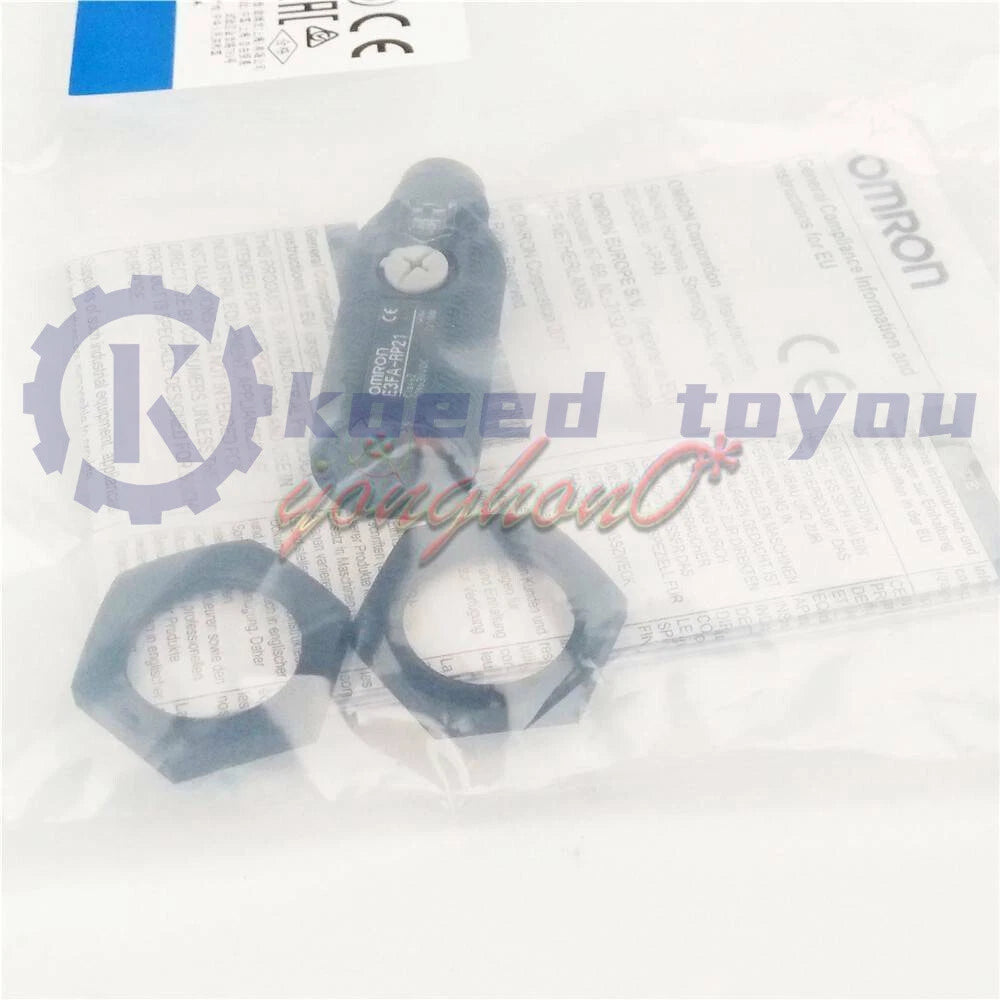 1Pcs Omron E3FA-RP21 Photoelectric Sensor