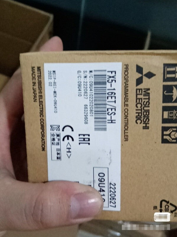 1PC Mitsubishi FX5-16ET/ES-H FX516ETESH In Box *TT