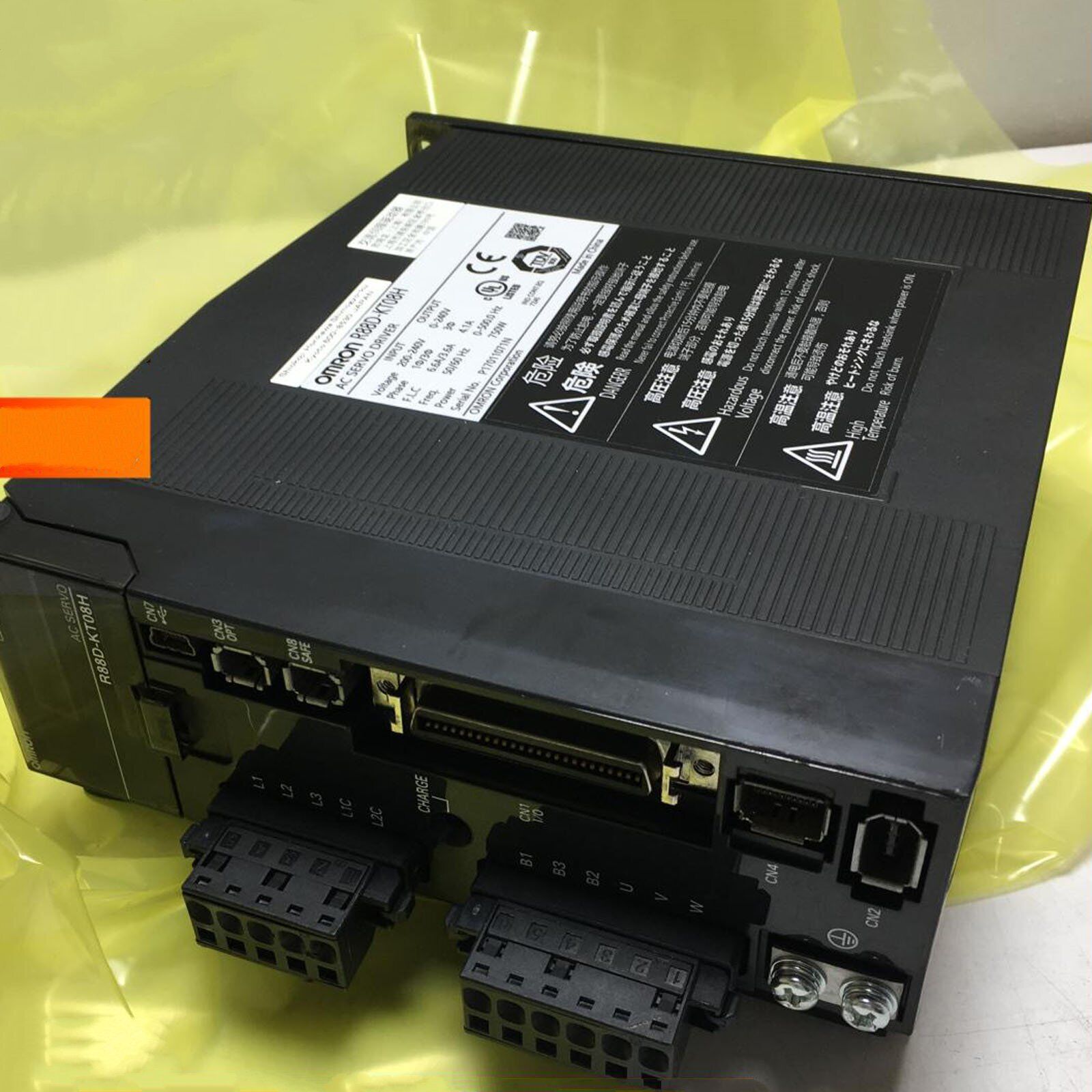 Omron R88D-KT08H AC Servo Driver R88DKT08H FAST SHIP - OMRON