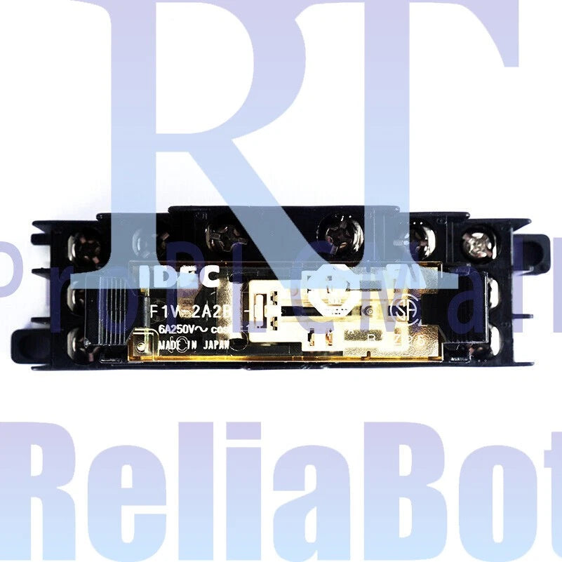 1Set RF1V-2A2BL-D24 24VDC with SF1V-4-07L 6A 277VAC Safety Relay~