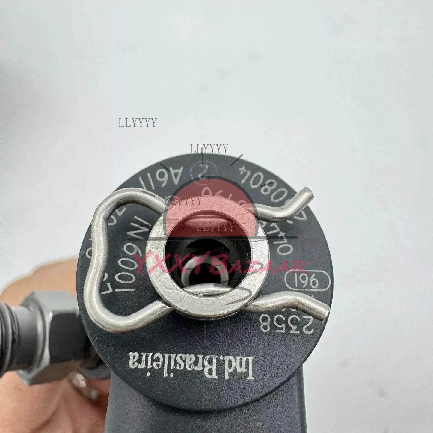 1pc A6110701687 5080300AA 0445110098 Fuel Injector For Mercedes Sprinter CDI
