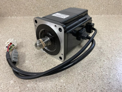 Yaskawa SGMPH-04AAA4C AC Servo Motor New - YASKAWA