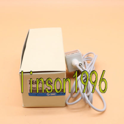 1PC SMC ZSE40F-01-62L Digital Pressure Switch - SMC