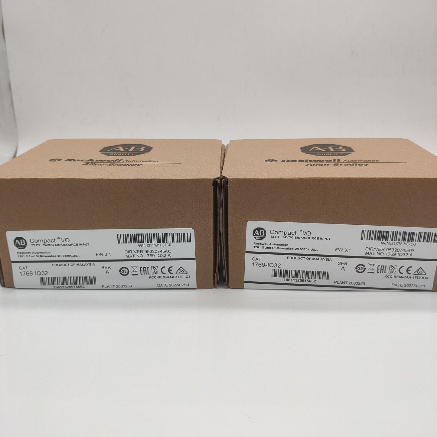 New Factory Sealed AB 1769-IQ32 SER A CompactLogix 24V DC Input Module 1769IQ32 - COMPACTLOGIX