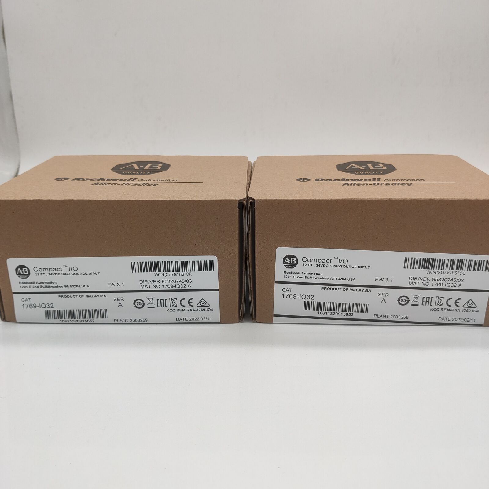 New Factory Sealed AB 1769-IQ32 SER A CompactLogix 24V DC Input Module 1769IQ32 - COMPACTLOGIX