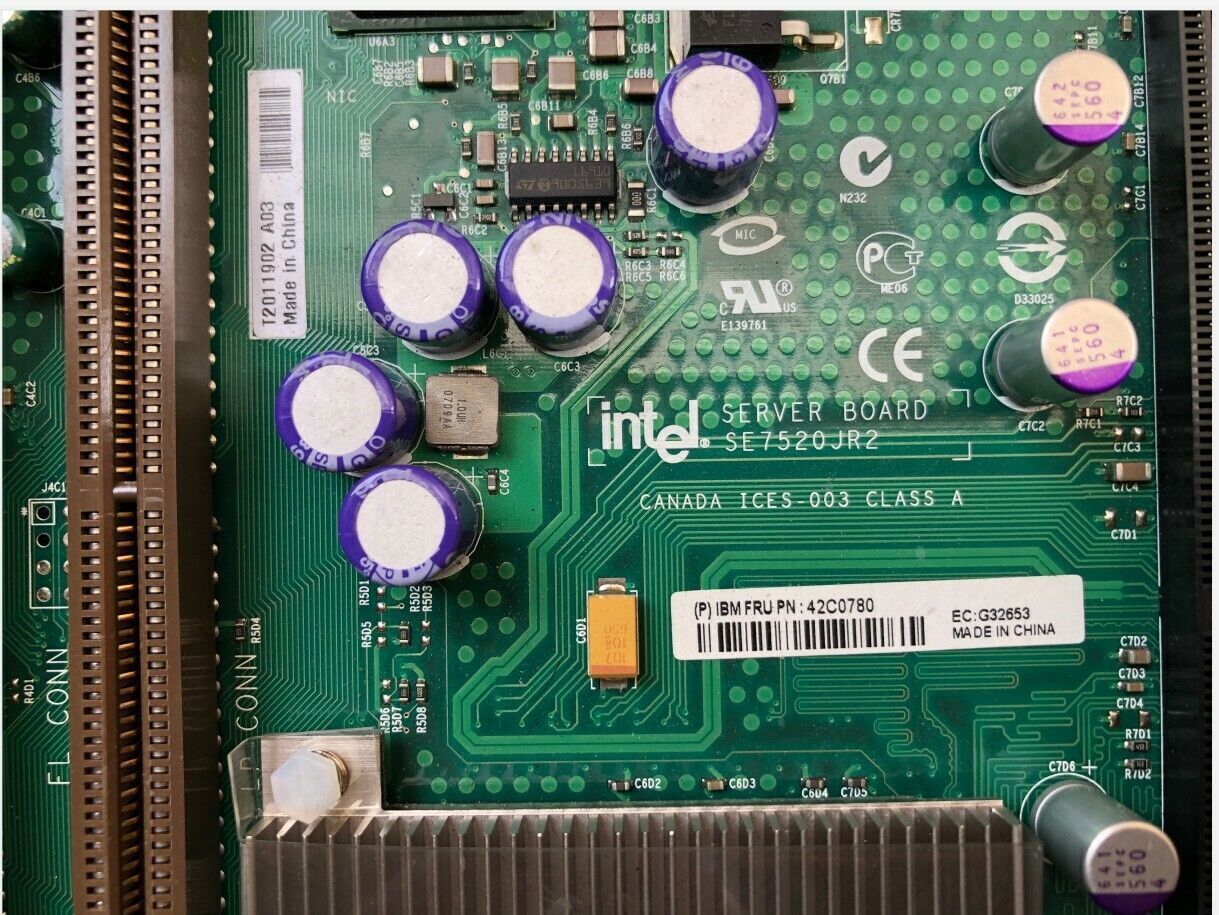used 1pc SE7520JR2 server motherboard/ - 1PC