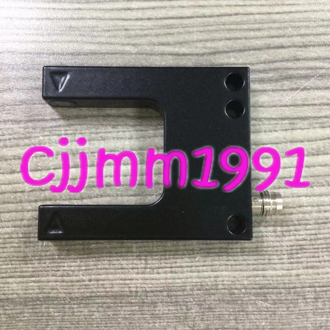 1PC P+F GL30-IR/32/40a/98a sensor with model number 198052 - P+F