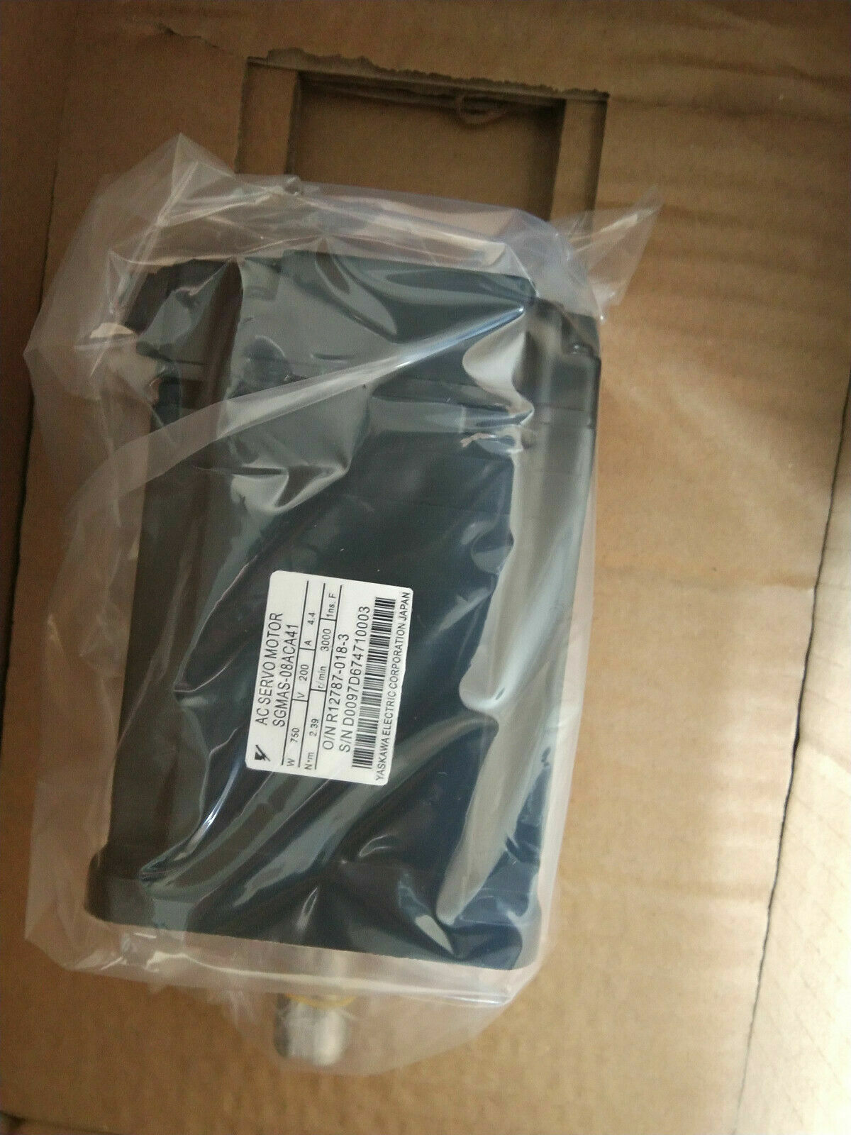 new 1PC YASKAWA AC Servo Motor SGMAS-08ACA41 SGMAS08ACA41 - YASKAWA