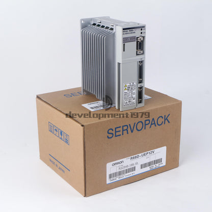 new ONE Omron R88D-UEP12V Servo Drive - OMRON