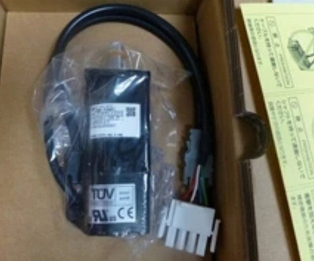 1PC YASKAWA AC SERVO MOTOR SGM-01A3SU11 SGM01A3SU11