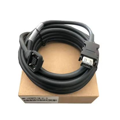 MITSUBISHI MR-J3ENCBL5M-A1-H Servo Cable - MITSUBISHI