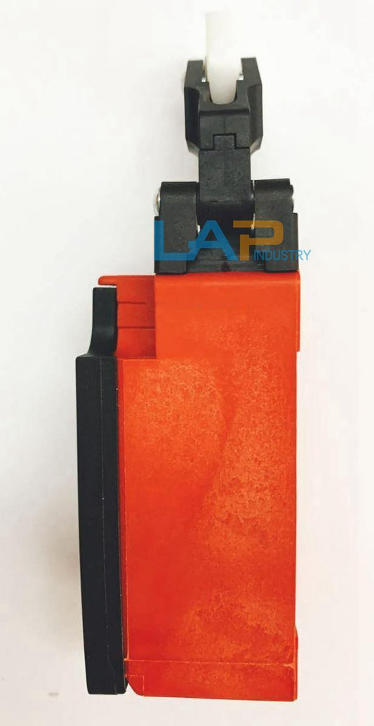 new 1PCS For BERNSTEIN Sensor I88-A2Z 608.6821.120 AC15 Ue 240V/le 1.5A Ui 250V - BERNSTEIN