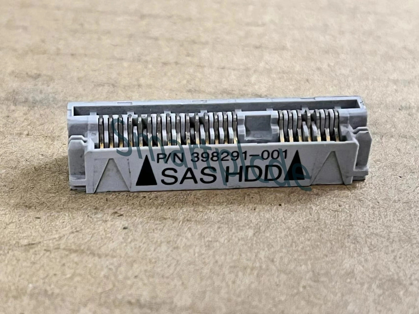 1PCS HP Hard Drive SAS To SATA Adapter Connector 398291-001