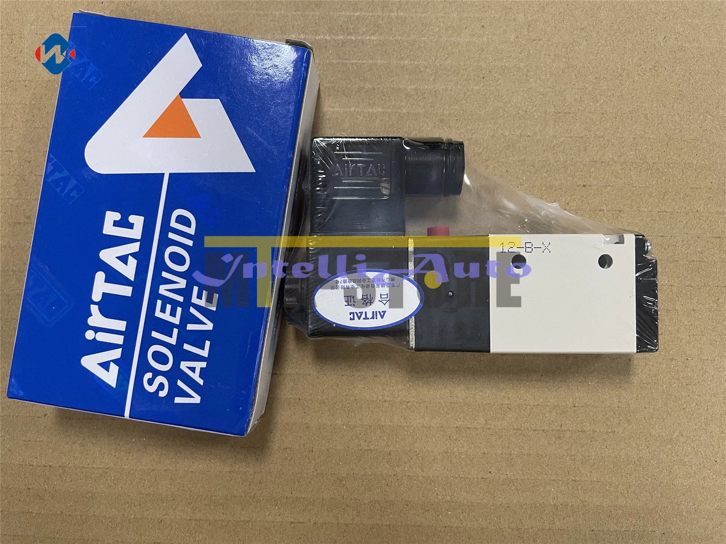 1pcs AirTAC solenoid valve 3V210-08-NC