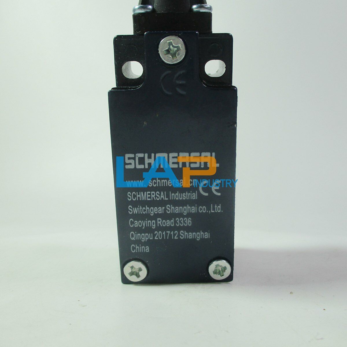 new 1Pcs  For SCHMERSAL limit switch ZR235-11z-m20-2325