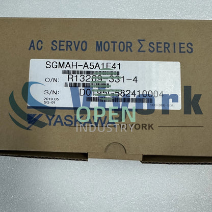1PCS Yaskawa SGMAH-A5A1F41 AC SERVO MOTOR