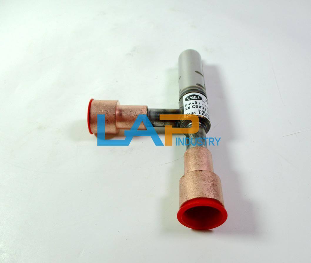 new 1PCS  For CAREL E2V35BSM01 Electronic Expansion Valve E2V35BSMO1