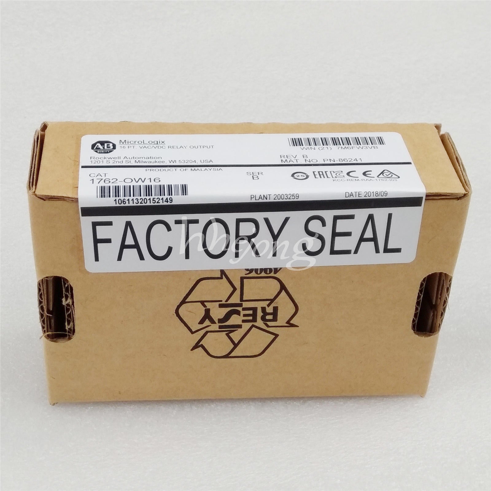 new 1PCS Allen-Bradley 1762-OW16 16 Points Digital Output Module - ALLEN-BRADLEY