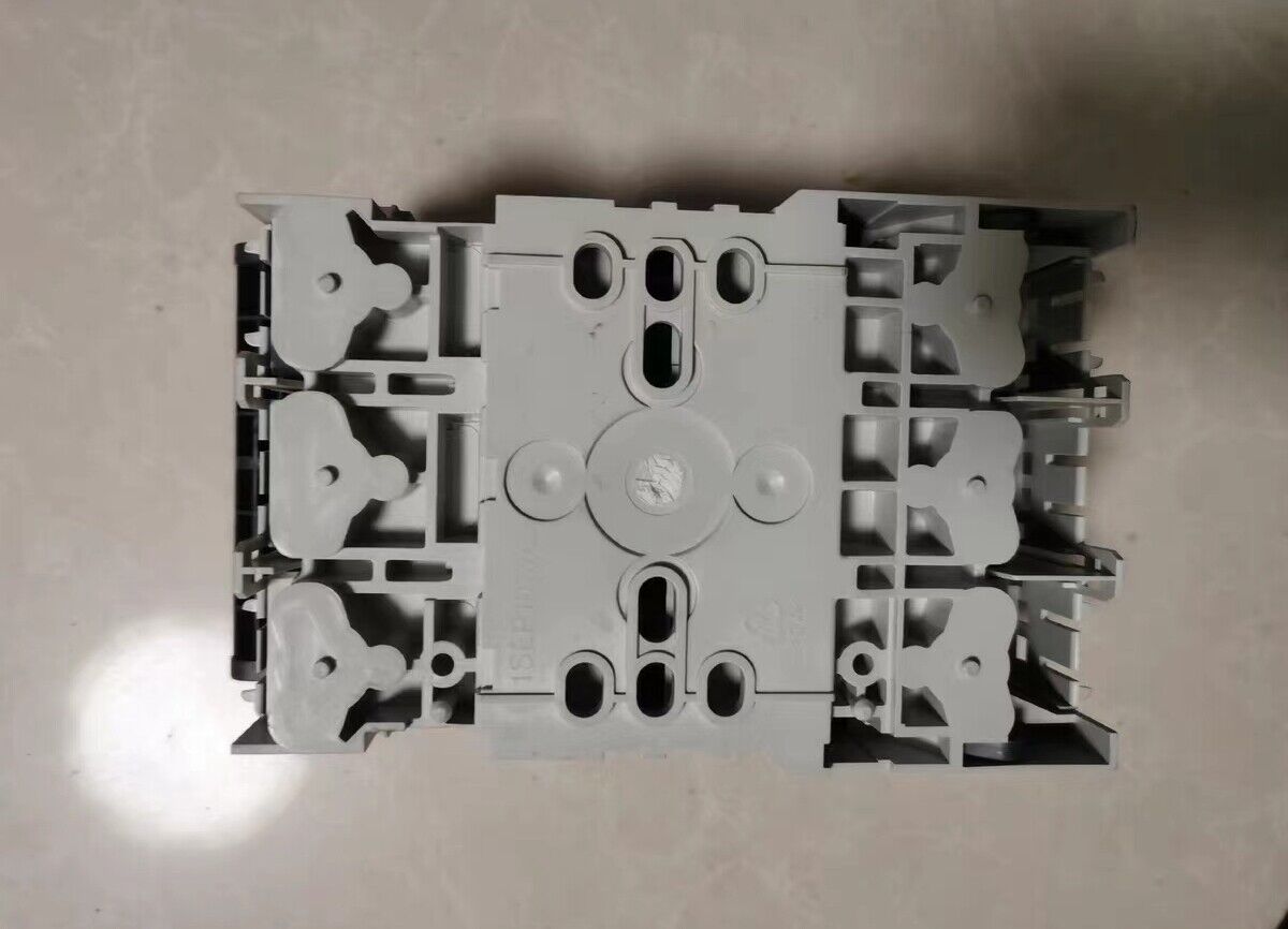 new 1pc ABB XLP 00 Fuse Switch Disconnector 10102807 - ABB