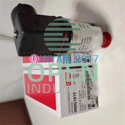 1PCS Danfoss pressure transmitter AKS3000 060G1019