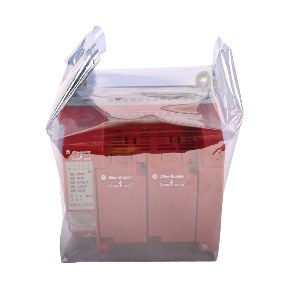 440C-CR30-22BBB Safety Relay with 4 Safety Out 12 Safety In Programable Safety Relay AB NIB - BRAND NAME