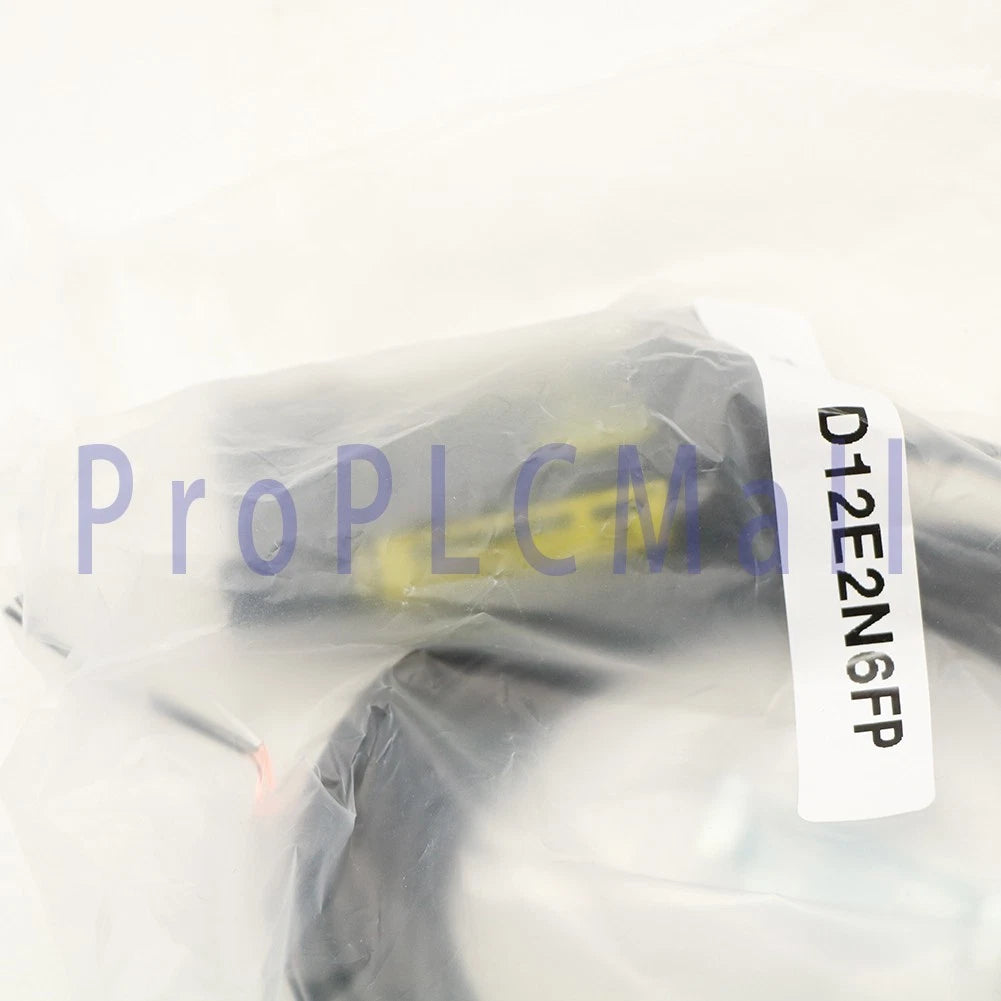 BANNER optical fiber sensor D12E2N6FP 1PCS