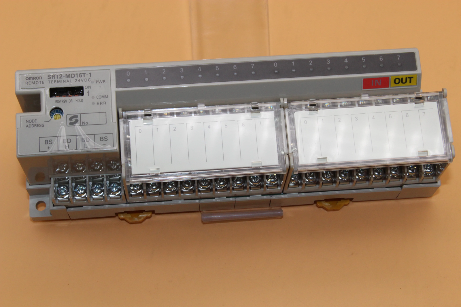 OMRON SRT2-MD16T-1 - OMRON