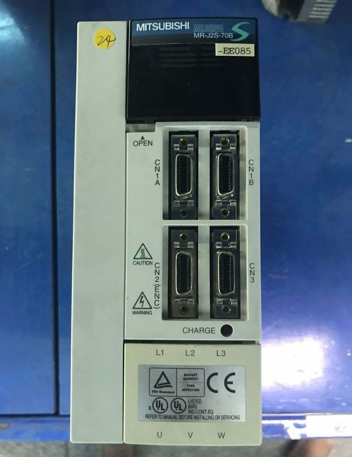 Used ONE Mitsubishi MRJ2S70BEE085 servo drive MRJ2S70BEE085 Fully tested - MITSUBISHI