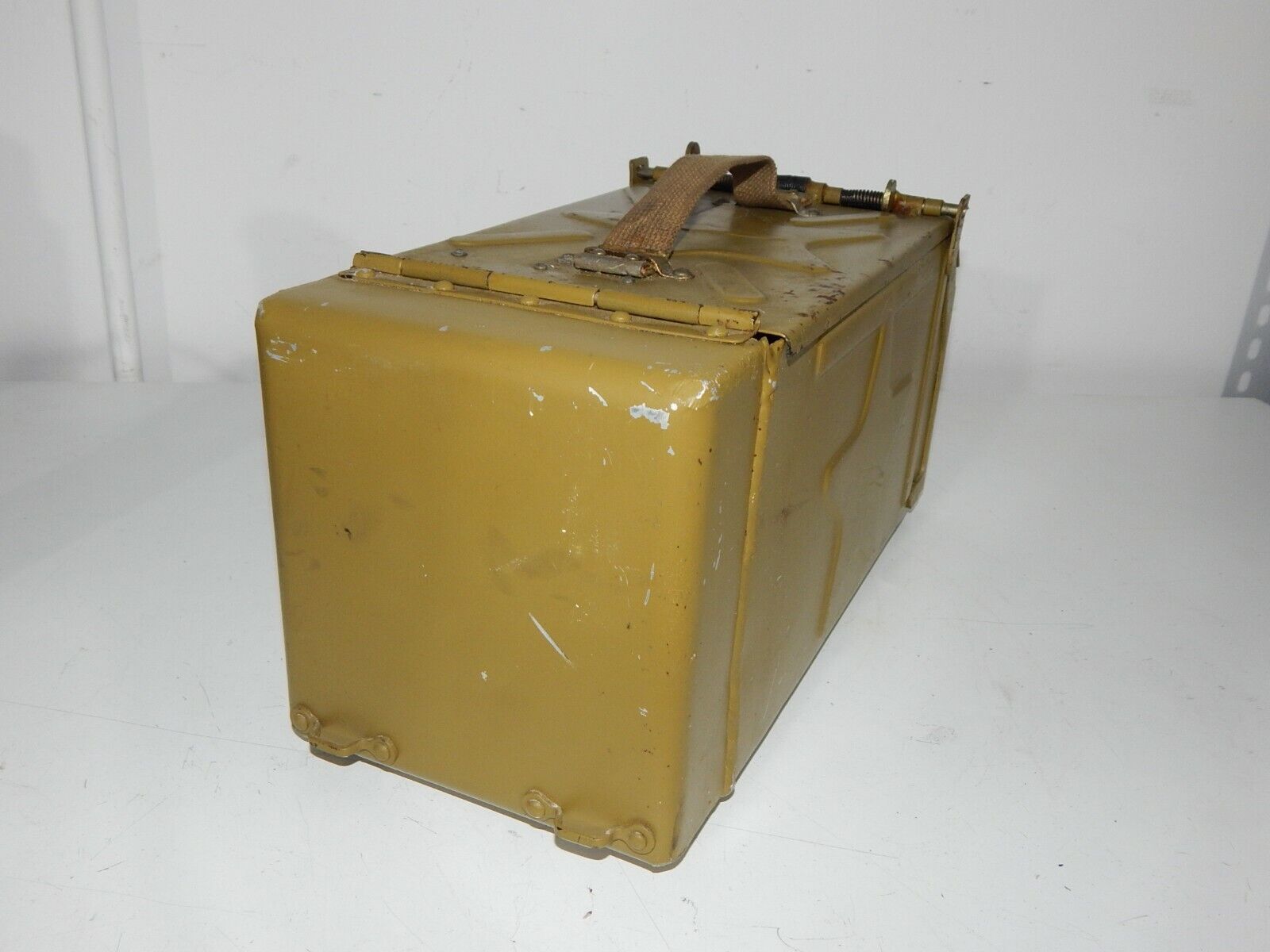 Used Soviet Metal Box DShK KPV - RARE - with stars, dimensions 20x15x10 cm, 500g, rare Soviet design - SOVIET RARE