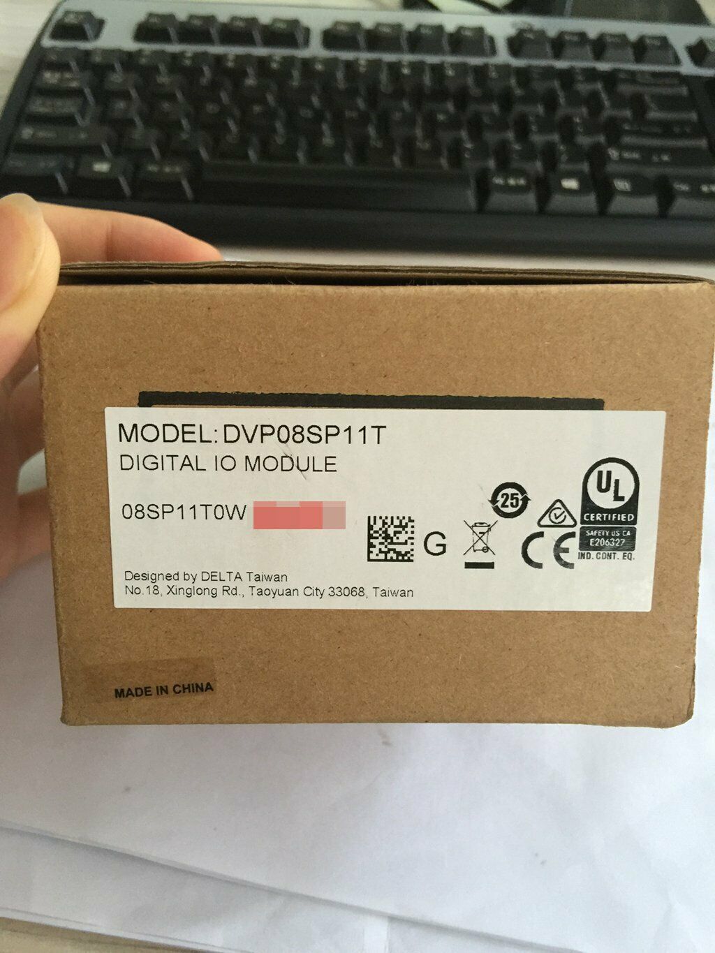 new 1PC DVP08SP11T Delta S Series PLC Digital Module SHIP - DELTA S