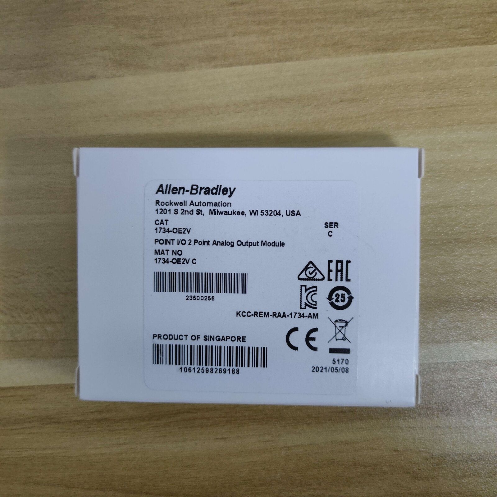 Allen-Bradley 1734-OE2V Factory Sealed Module - ALLEN-BRADLEY