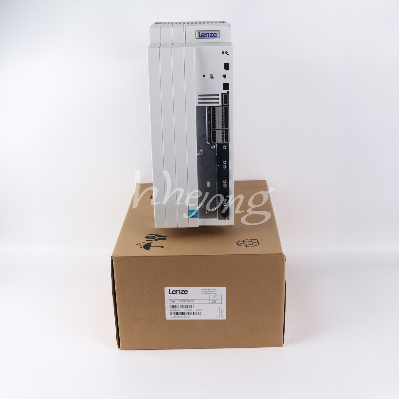 new 1PCS  LENZE Servo Drive Inverter EVS9326-ES EVS9326ES LENZE