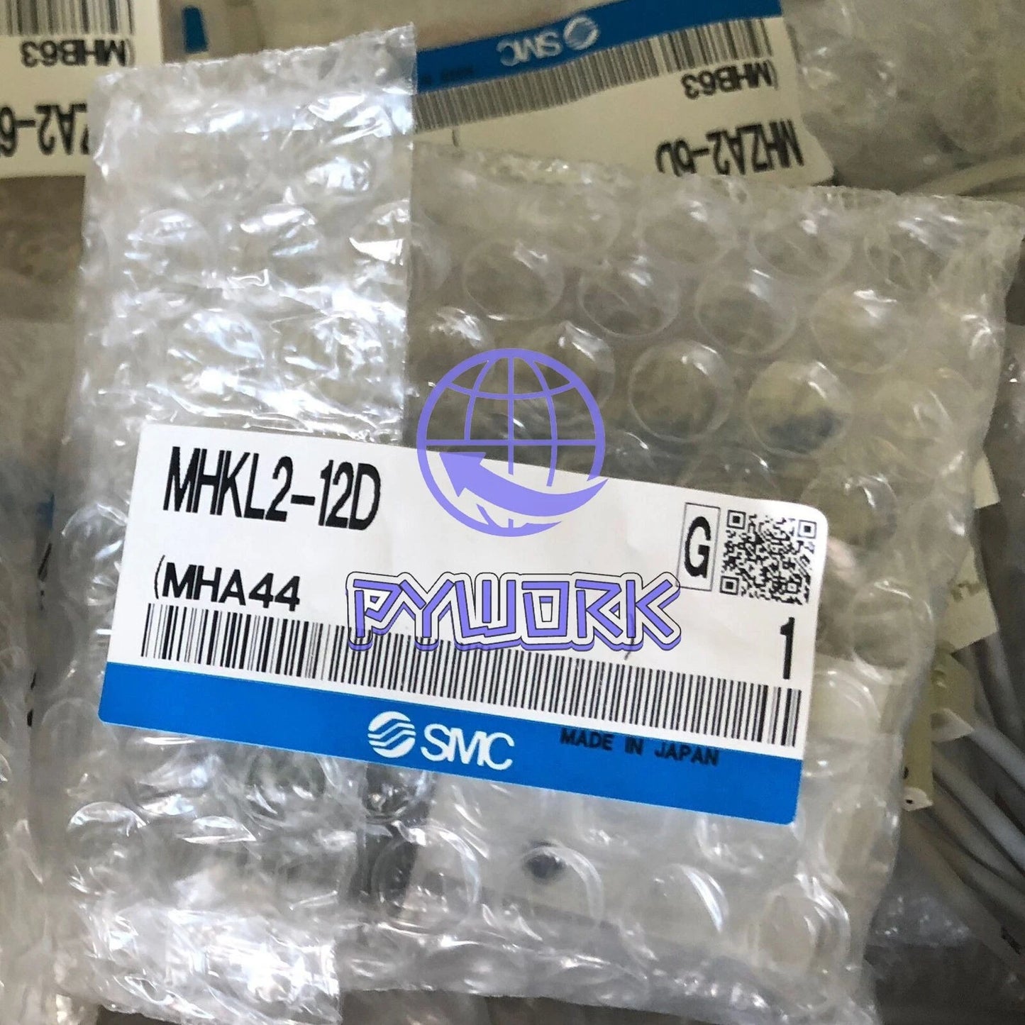 1Pcs SMC MHKL2-12D Air gripper cylinder Free delivery