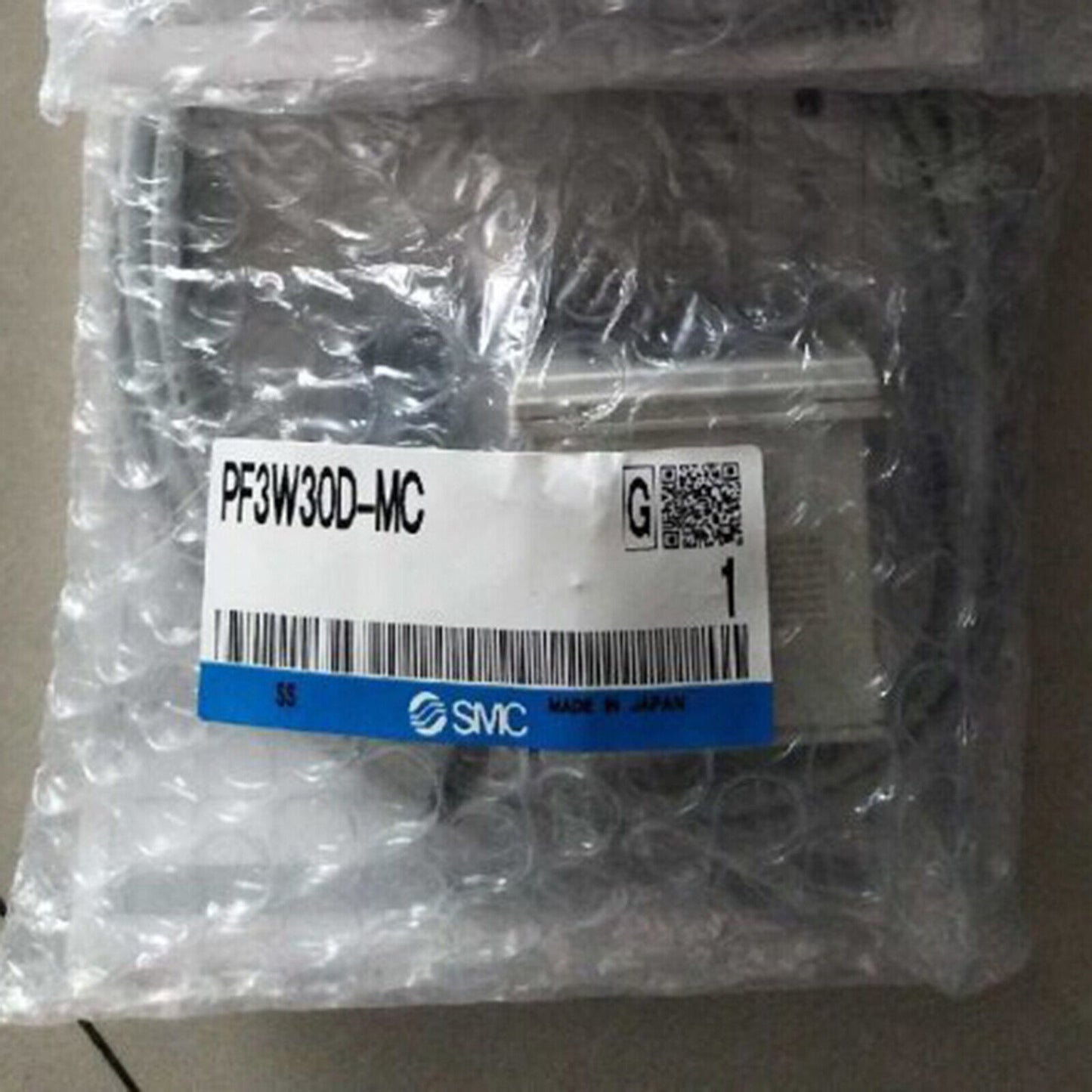 1PC SMC PF3W30D-MC Flow Switch - SMC