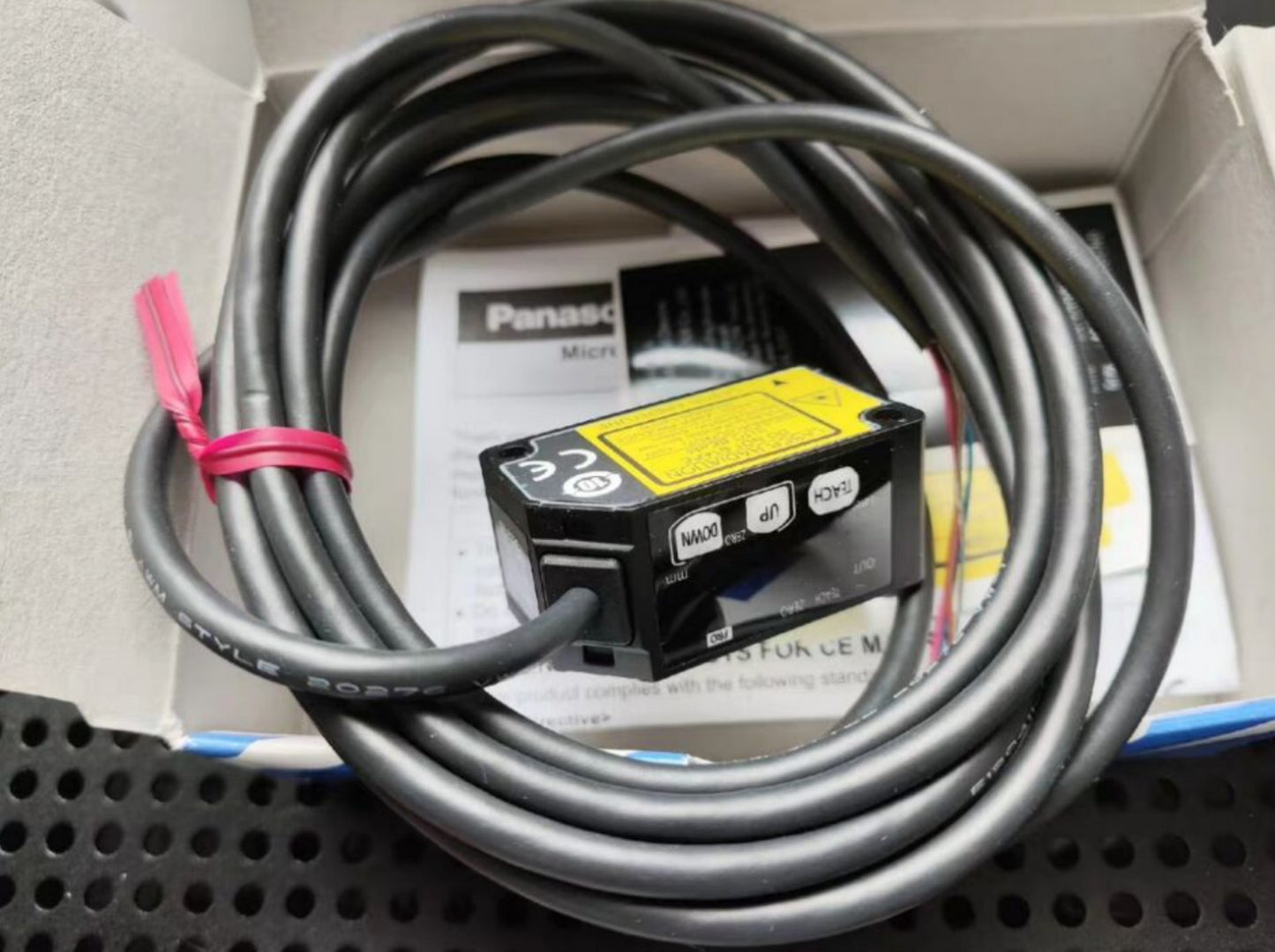 1PC Panasonic HG-C1050 UHGC1050 Laser Sensor Free Ship